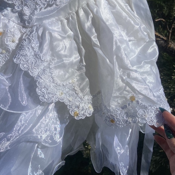 Spring Wedding Vintage White Children’s Flower Girl Dress - Picture 7 of 13